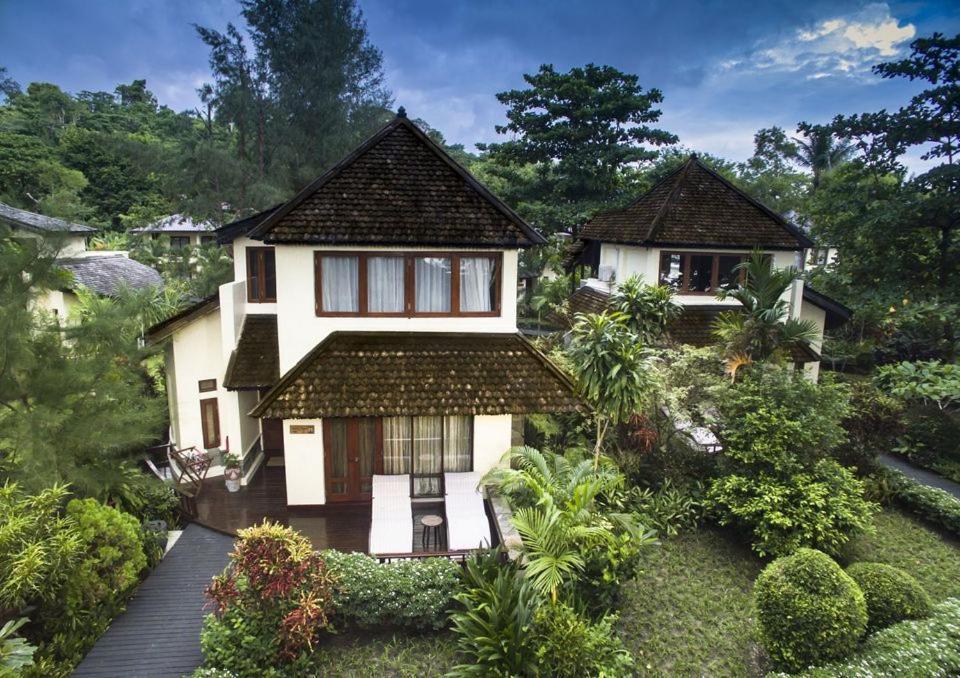 Jade Marina Resort And Spa Ngapali Exterior photo