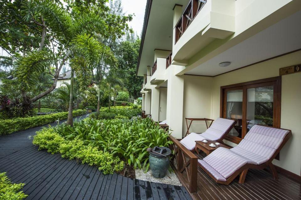 Jade Marina Resort And Spa Ngapali Exterior photo