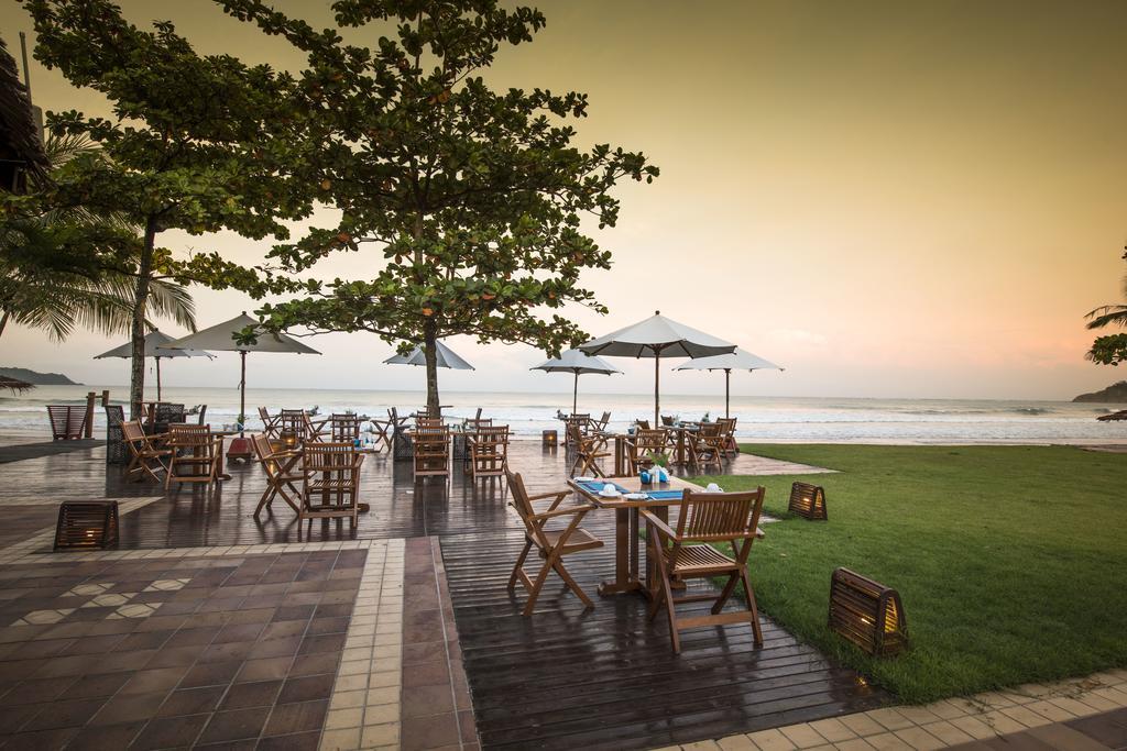 Jade Marina Resort & Spa Ngapali Exterior photo